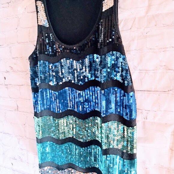Forever 21 Women's sparkly sequins tank top size small - Picture 4 of 9
